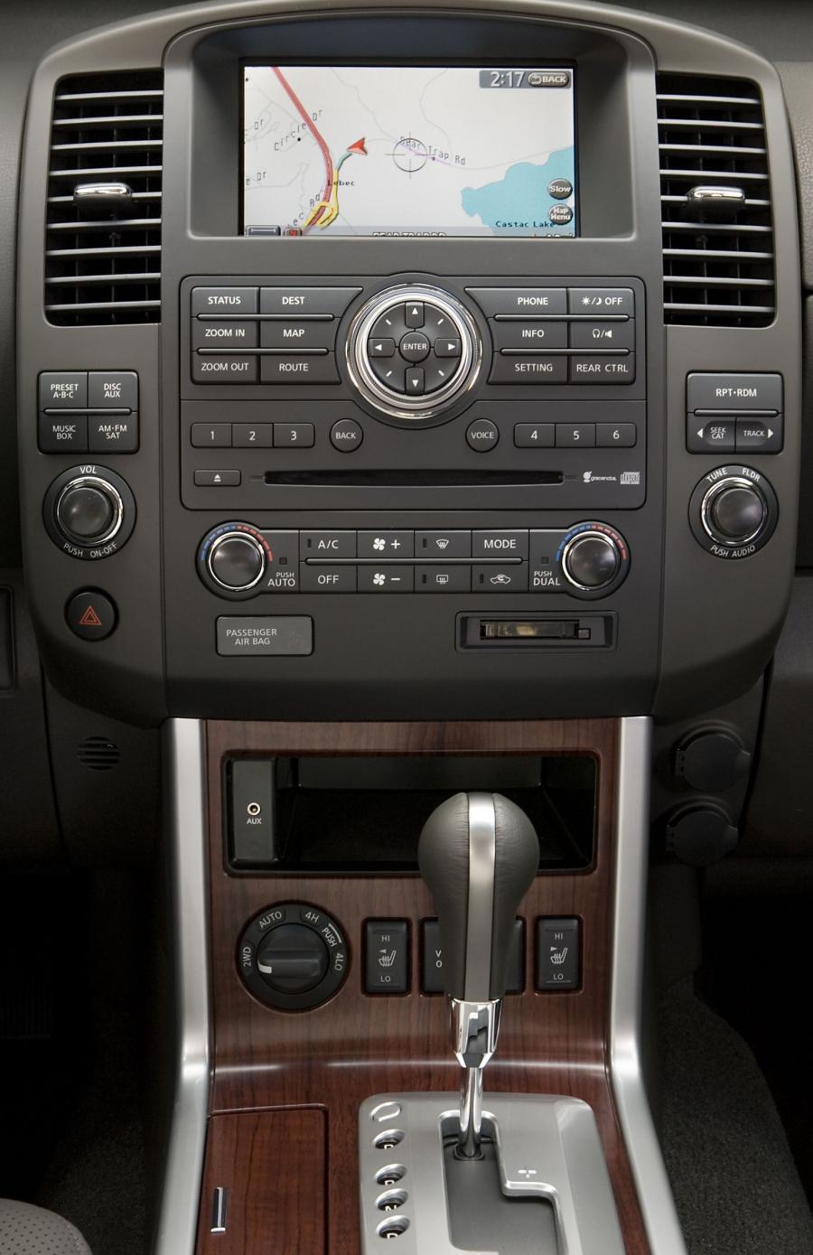  Nissan Pathfinder 2008 года  (фото 9 из 13)